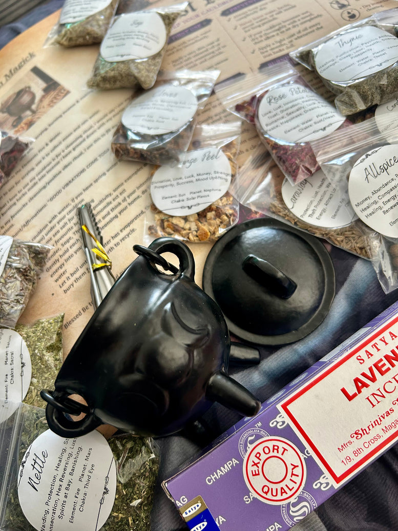 Cast iron cauldron herb kit