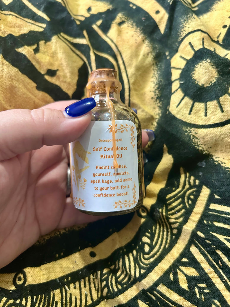 Witches Self Confidence Ritual Spell Oil: Oils and herbs blend | Wiccan | Pagan | Spell Oil