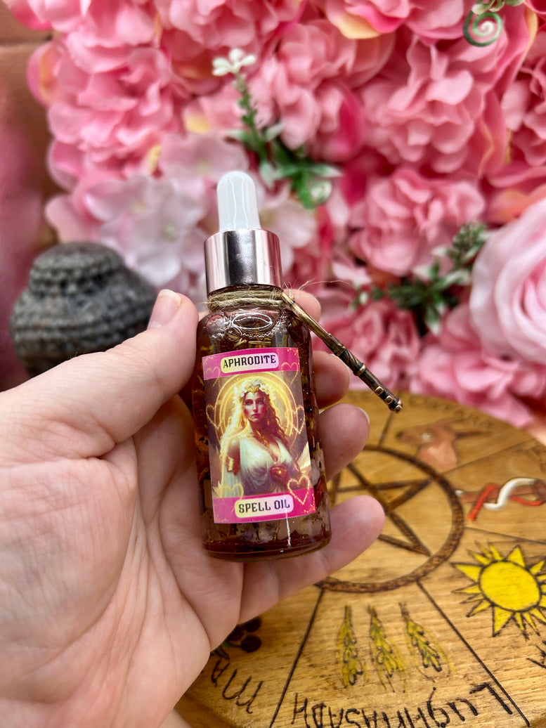 Aphrodite/Venus Spell Oil | Ritual Oil | Deity | Goddess | Amulet | Rose Quartz | Spell Bottle | Love Spell | Heart | Witchcraft | Wicca