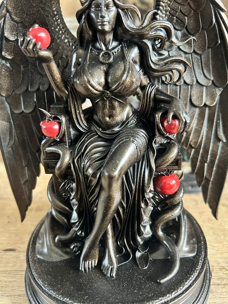 Dark Goddess Lilith Statue – Witchy Altar Decor Resin 3d printed with Apple decoration Ornaments Religious