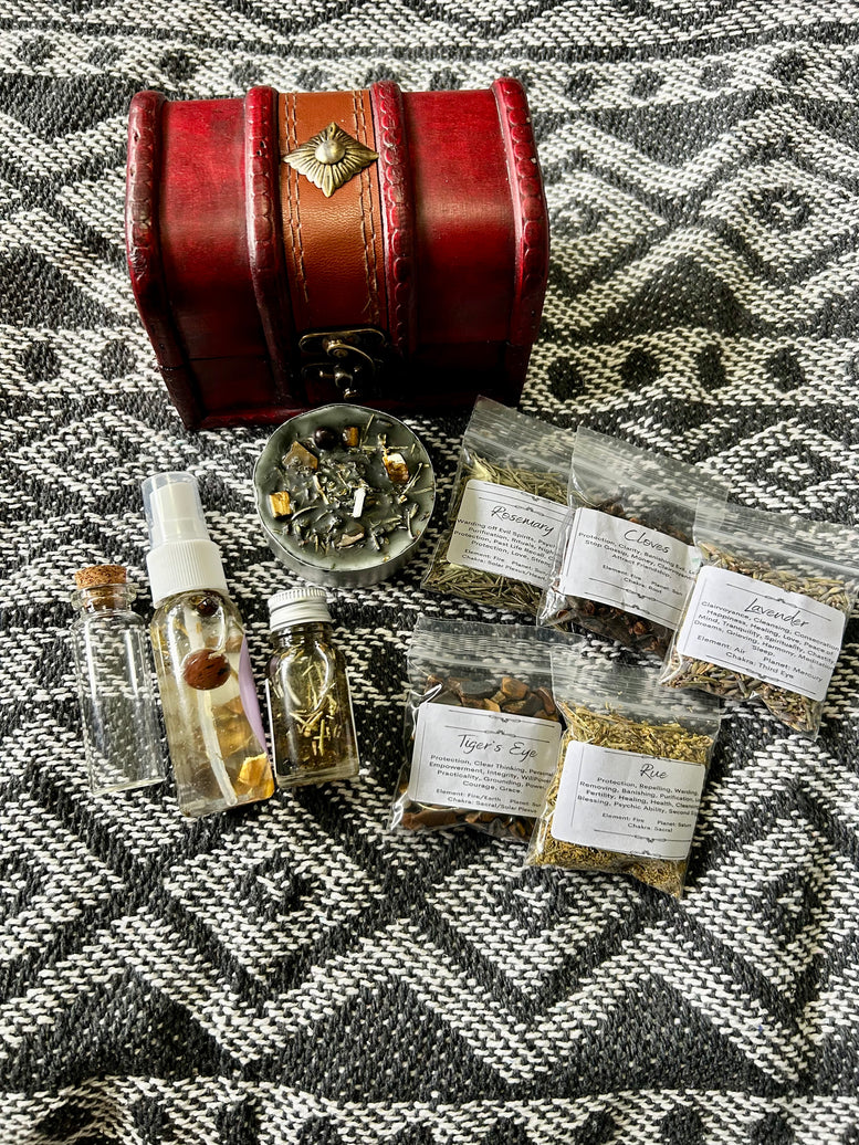 Little Chest of Protection and Banishing Spells | Witchcraft | Wiccan | Pagan | Spell Kit | Spell Candle | Oils | Herbs | Incense | Rituals