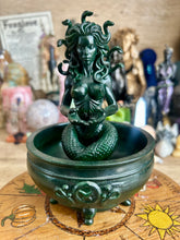Medusa Offering Bowl Resin 3D Printed 16cm Tall Gothic Decor for Altars Mythology Lovers Witchcraft Gift Lightweight Standing Ornaments