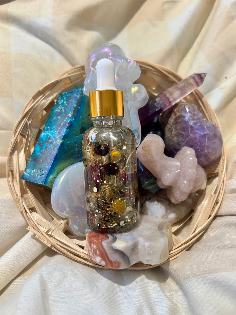 Full Moon Oil - Enhance Your Rituals with This Mystical Essential Oil for Spiritual Practices and Energy Amplification Crystals Scented Glass Bottle Fragrance Aroma