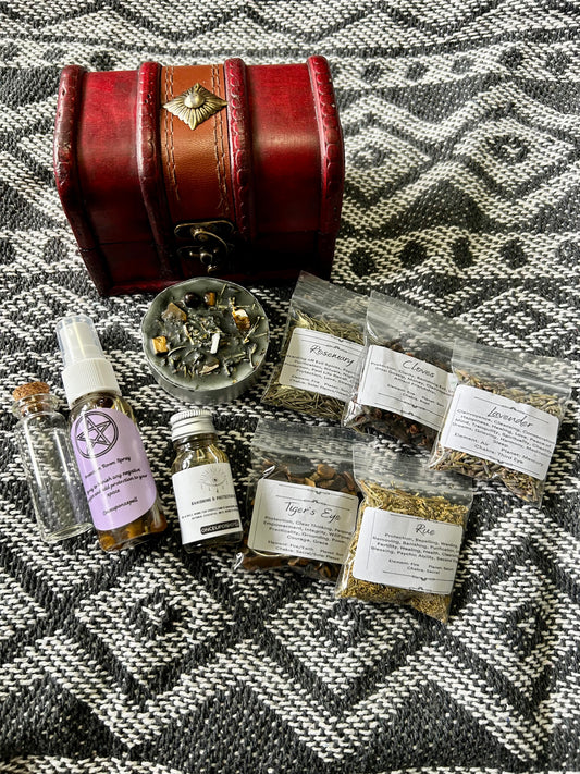 Little Chest of Protection and Banishing Spells | Witchcraft | Wiccan | Pagan | Spell Kit | Spell Candle | Oils | Herbs | Incense | Rituals