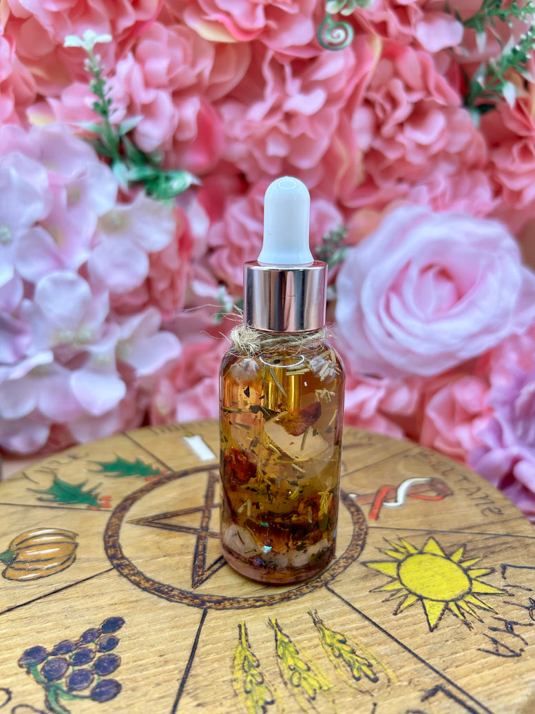 Aphrodite/Venus Spell Oil | Ritual Oil | Deity | Goddess | Amulet | Rose Quartz | Spell Bottle | Love Spell | Heart | Witchcraft | Wicca