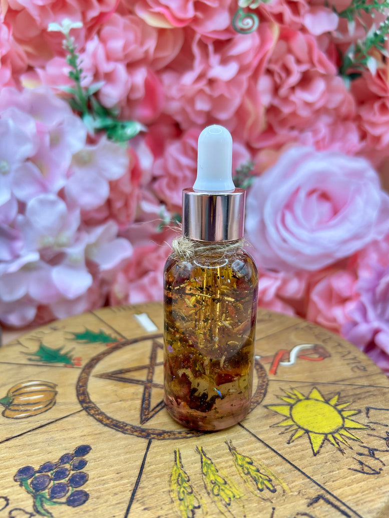 Aphrodite/Venus Spell Oil | Ritual Oil | Deity | Goddess | Amulet | Rose Quartz | Spell Bottle | Love Spell | Heart | Witchcraft | Wicca