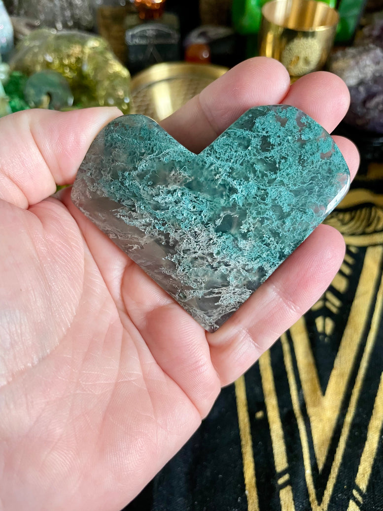 Moss Agate Crystal Heart | Crystal Carving | Wicca | Pagan | Reiki | Chakra | Moon Energy | Healing | Gift | Witchcraft | Earth Energy