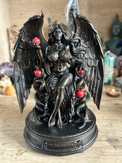 Dark Goddess Lilith Statue – Witchy Altar Decor Resin 3d printed with Apple decoration Ornaments Religious