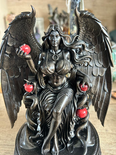 Dark Goddess Lilith Statue – Witchy Altar Decor Resin 3d printed with Apple decoration Ornaments Religious