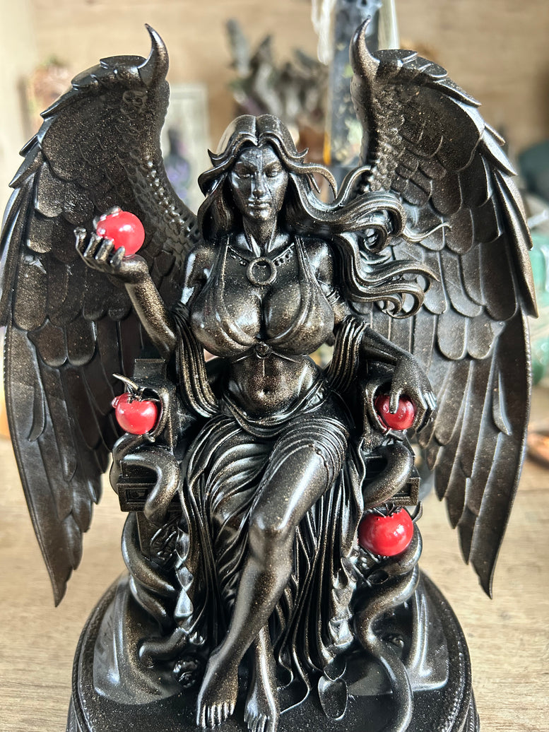 Dark Goddess Lilith Statue – Witchy Altar Decor Resin 3d printed with Apple decoration Ornaments Religious
