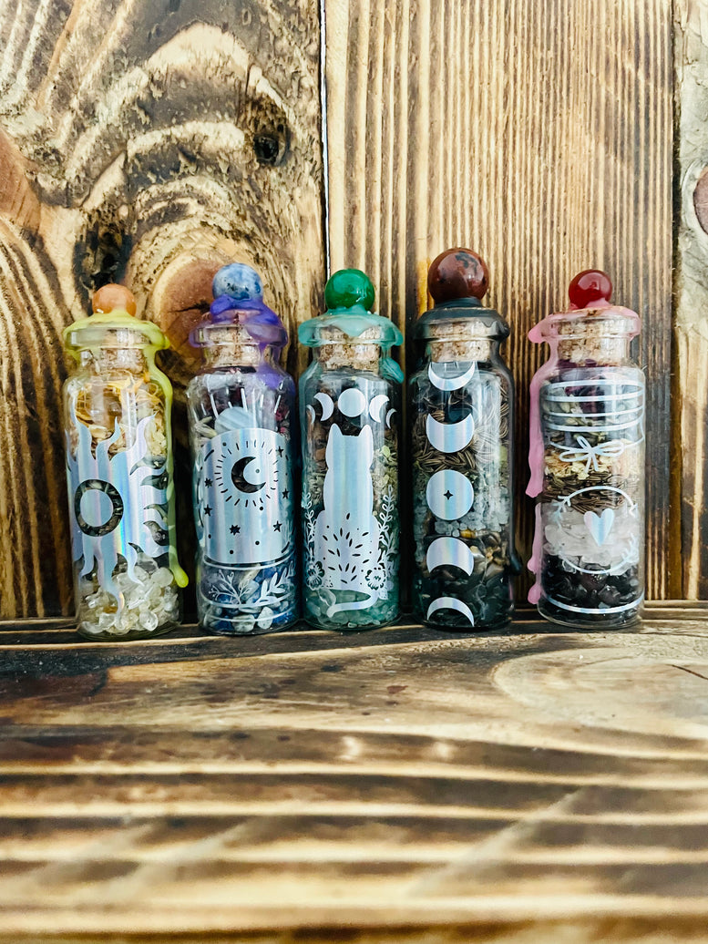 Witches Spell Bottle and Spell Candle Gift Set | Love | Intuition | Protection | Wealth | Joy | Wiccan | Pagan | Witchcraft | Spell candles