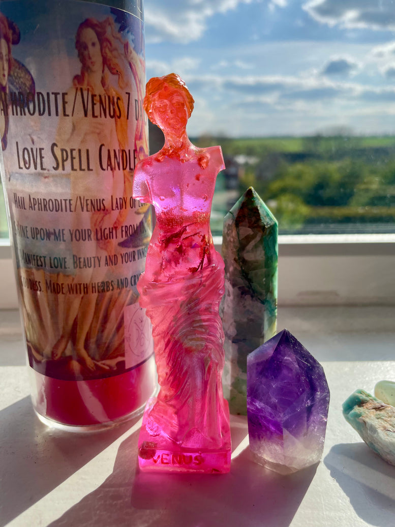 Unique Hand Made Venus/Aphrodite Statue Gift Set | Skin Care | Self love | Love | Goddess | Deity | Wicca | Pagan | Witchcraft | Candles