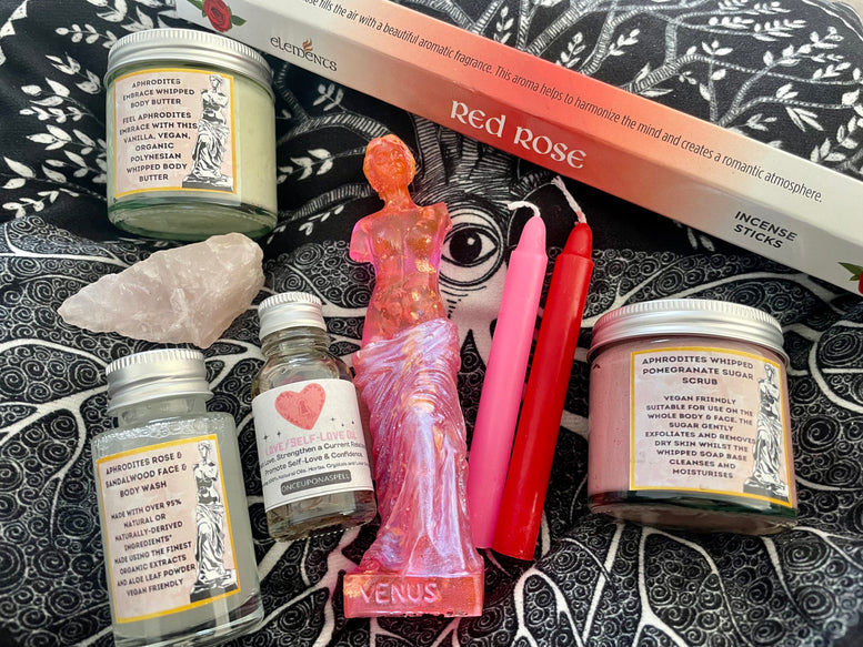 Unique Hand Made Venus/Aphrodite Statue Gift Set | Skin Care | Self love | Love | Goddess | Deity | Wicca | Pagan | Witchcraft | Candles