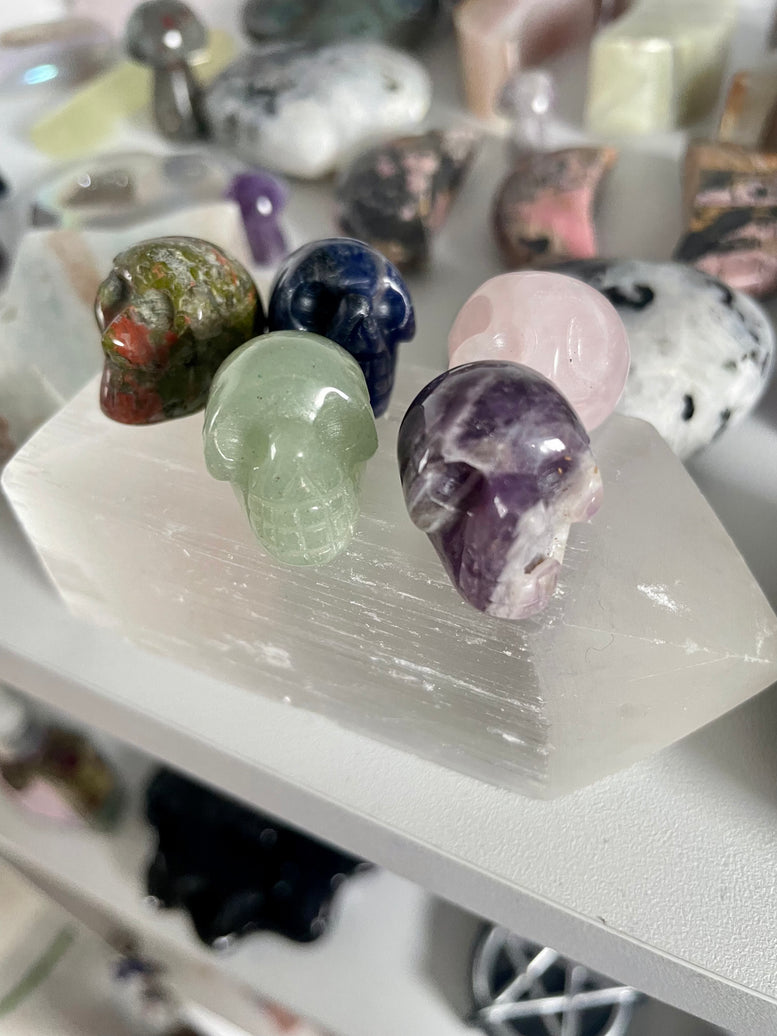 Natural Mini Crystal Skulls | Amethyst | Rose Quartz | Skull | Gothic | Witchcraft | Crystal Healing | Energy | Home Decor | Keepsake | Gift