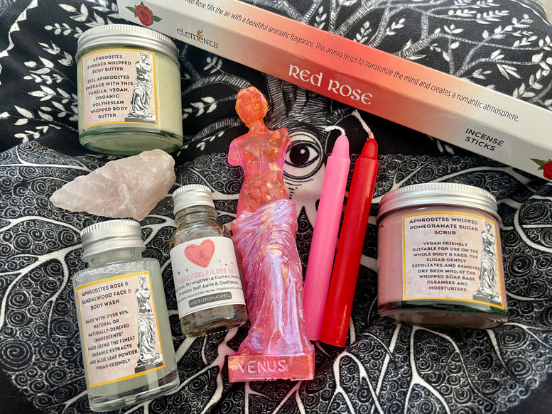 Unique Hand Made Venus/Aphrodite Statue Gift Set | Skin Care | Self love | Love | Goddess | Deity | Wicca | Pagan | Witchcraft | Candles