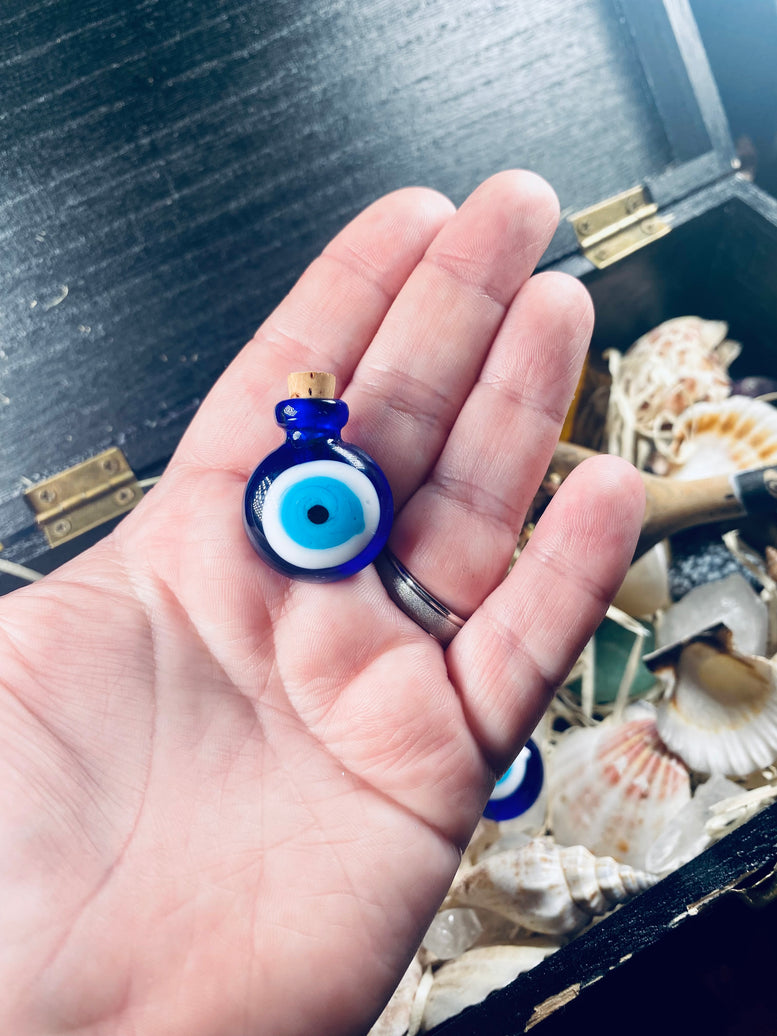 Small Evil Eye Protection Spell Bottle/Amulet | Protection Spell | Evil Eye | Wiccan | Pagan | Witchcraft | Herbs | Essential Oils | Crystal