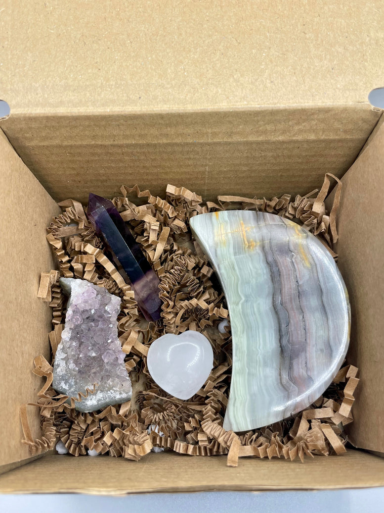 Witchy Crystal Bundle | Onyx | Moon | Crystals | Reiki | Chakra | Witchcraft | Wiccan | Pagan | Gift | Fluorite | heart | Quartz