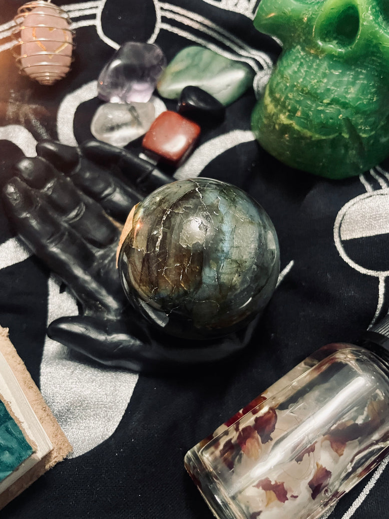 Natural Labradorite Sphere/Ball | 5cm | Crystal | Crystal Ball | Reiki | Chakra | Scrying | Divination | Witchcraft | Wiccan | Pagan | Gift
