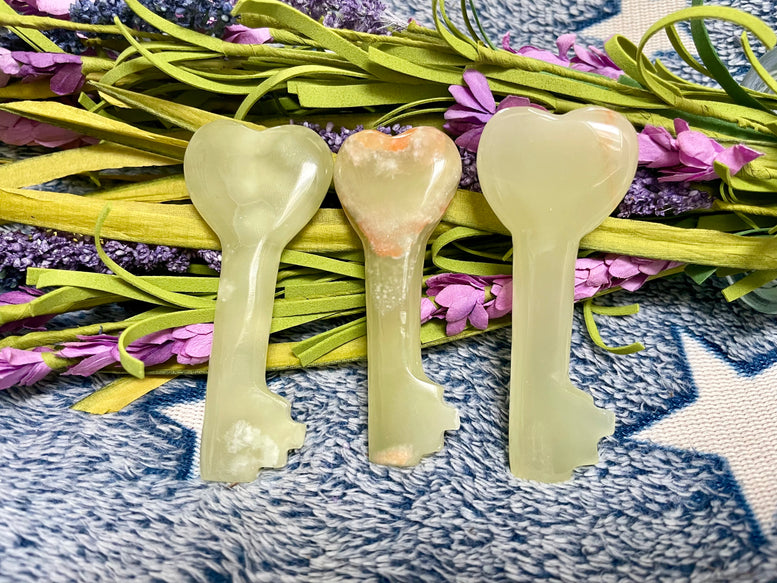 Natural Pink Calcite & Green Onyx Key Carving Crystals | Witchcraft | Wiccan | Pagan | Healing | Onyx | Gemstones | Crystal | Ornament