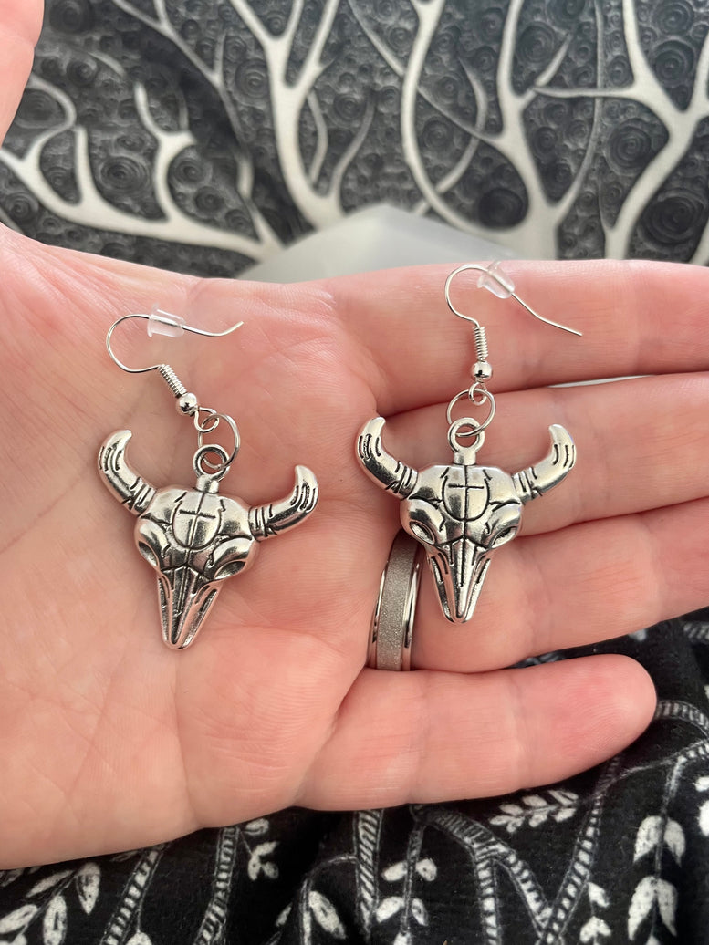 The Horned God Charm Dangle Earrings | Jewellery | Earrings | Wiccan | Pagan | Witchy | Spiritually | Baphomet | Cernunnos | Alloy | Silver