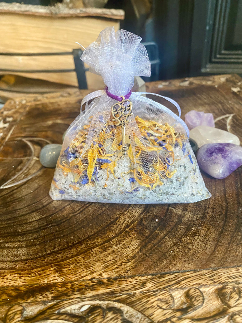 Third Eye Awakening Ritual Bath Tea | Bath Soak | Bath Salts | Witchcraft | Wiccan | Pagan | Bath Ritual | Herbal Salts | Aromatherapy