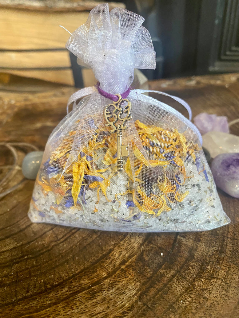 Third Eye Awakening Ritual Bath Tea | Bath Soak | Bath Salts | Witchcraft | Wiccan | Pagan | Bath Ritual | Herbal Salts | Aromatherapy