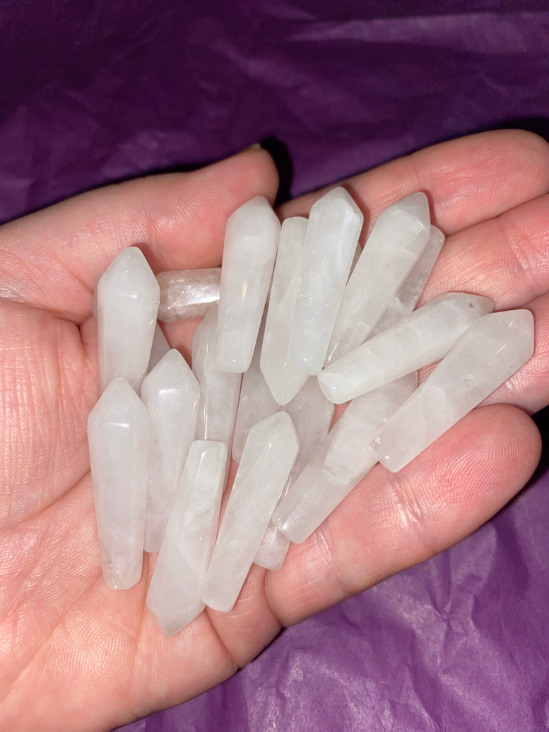 White Jade Natural Point | Gemstones | Natural Gemstone | Reiki | Energy | Polished | Crystal Point | Crystal Bullet | Jewels