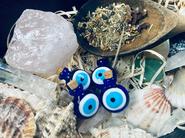 Small Evil Eye Protection Spell Bottle/Amulet | Protection Spell | Evil Eye | Wiccan | Pagan | Witchcraft | Herbs | Essential Oils | Crystal