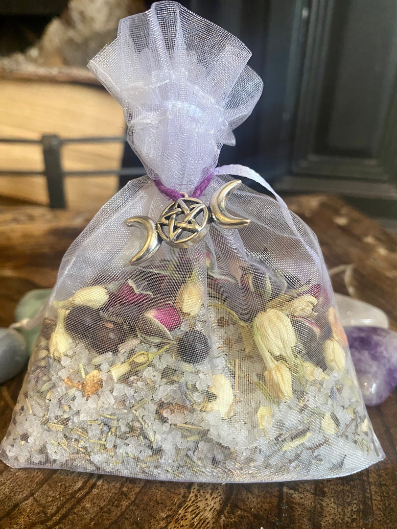 Full Moon Ritual Bath Tea | Bath Soak | Bath Salts | Witchcraft | Wiccan | Pagan | Bath Ritual | Herbal Salts | Aromatherapy