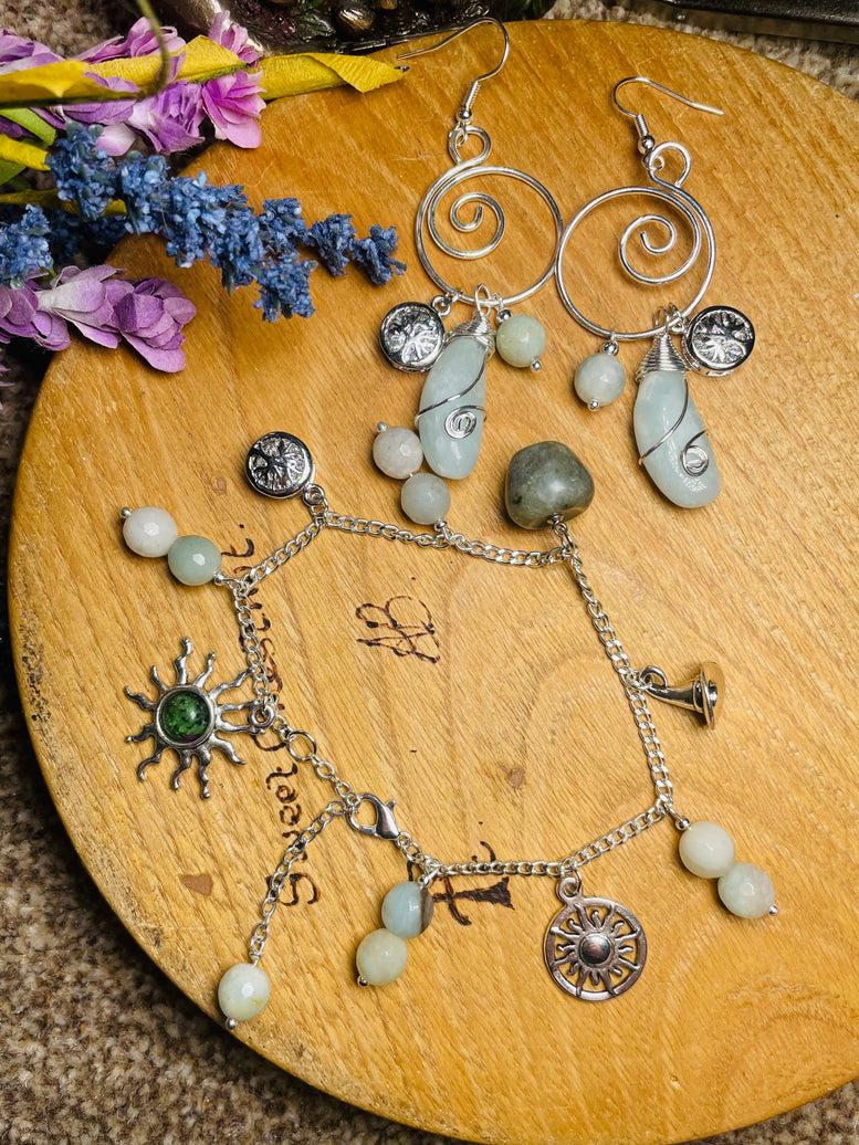 Amazonite & Labradorite Witchy Crystal Jewellery Set | Earrings and Bracelet | Gift Set | Charm Bracelet | Teardrop Earrings | Wiccan/Pagan