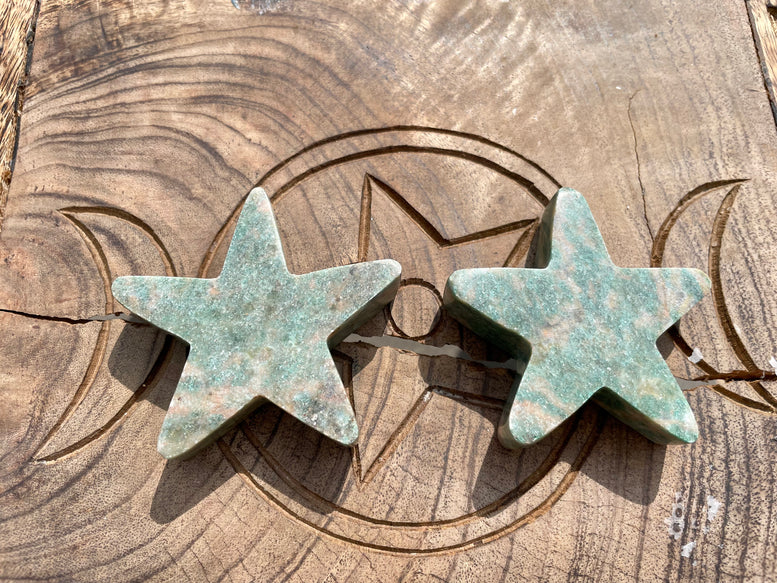 Natural Aventurine Crystal Star | Pagan | Witchcraft | Wiccan | Stars | Crystal | Ornament | Gemstones | Healing | Polished | Carved