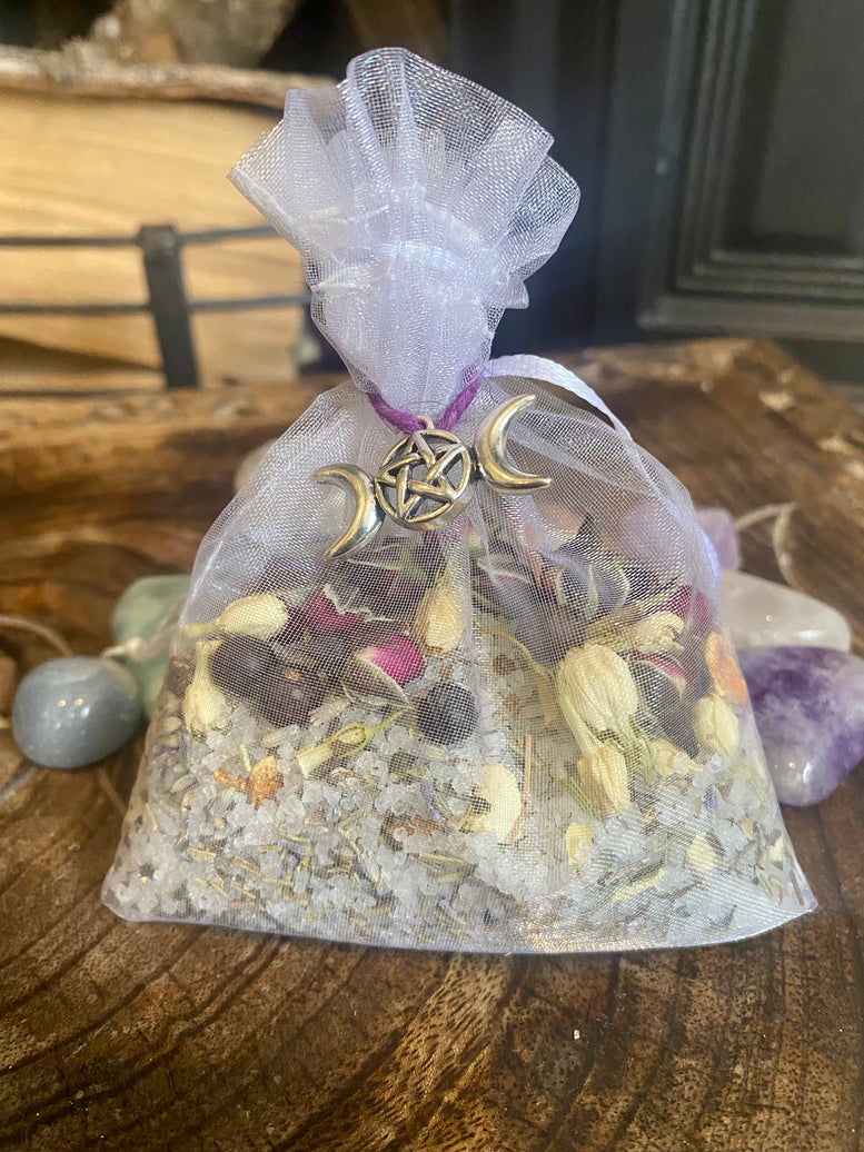 Full Moon Ritual Bath Tea | Bath Soak | Bath Salts | Witchcraft | Wiccan | Pagan | Bath Ritual | Herbal Salts | Aromatherapy