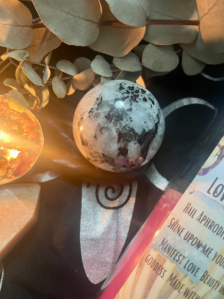 6cm Rainbow Moonstone Flashy Sphere/Crystal Ball | Gemstones | Rocks | Witchcraft | Wiccan | Pagan | Healing | Reiki | Chakra | Gift | Goth