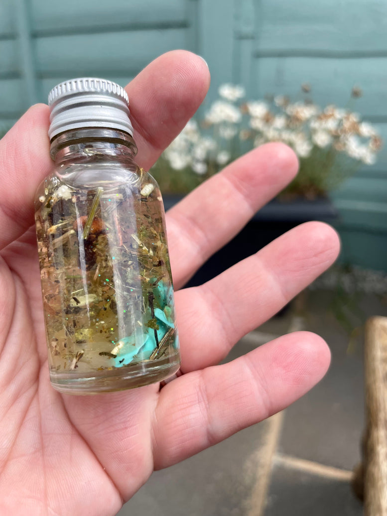 Mother Earth/Gaia Ritual Oil | Offering | Deity | Goddess | Spell Oil | Growth | Healing | Wisdom | Pagan | Witchcraft | Wicca | Birth